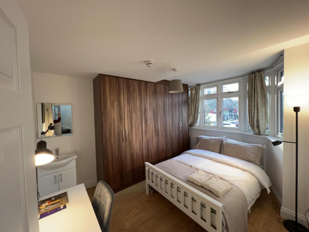 4 Wharncliffe Drive Hotel Hanwell Luaran gambar