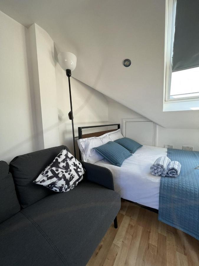4 Wharncliffe Drive Hotel Hanwell Luaran gambar